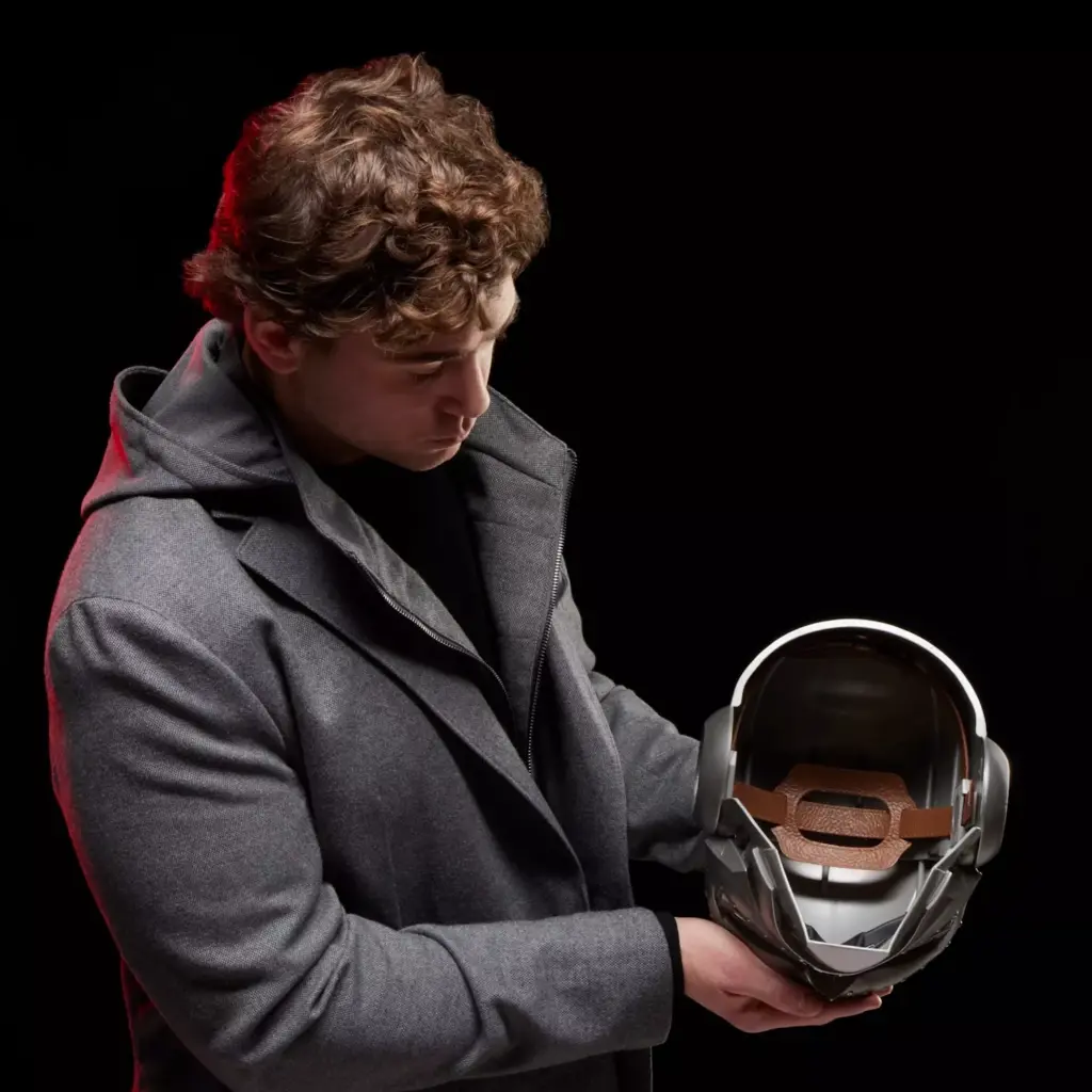 08. Marvel Legends Series Doctor Doom Premium Roleplay Helmet