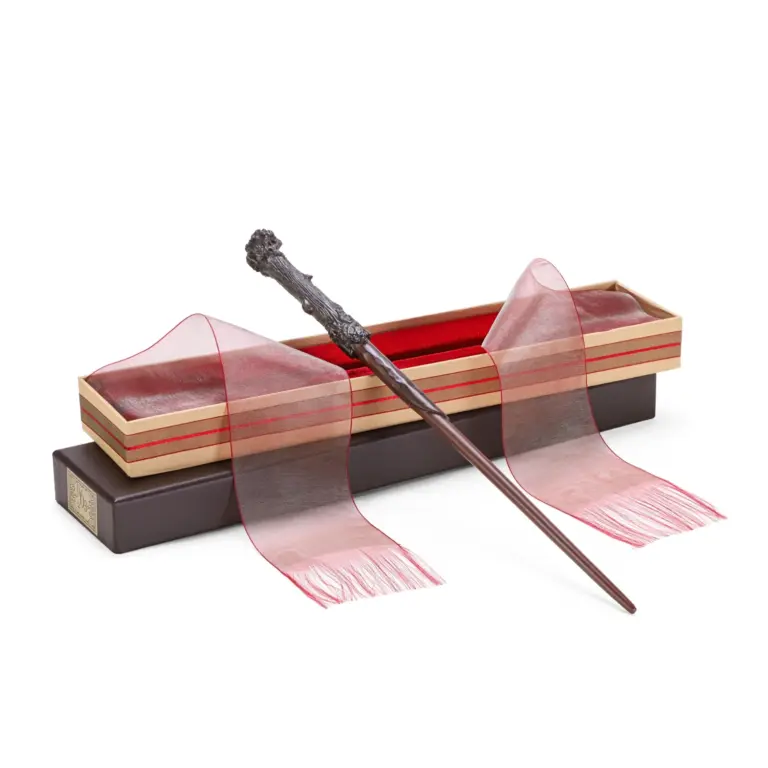 01. Harry Potter Wand In Ollivanders Box