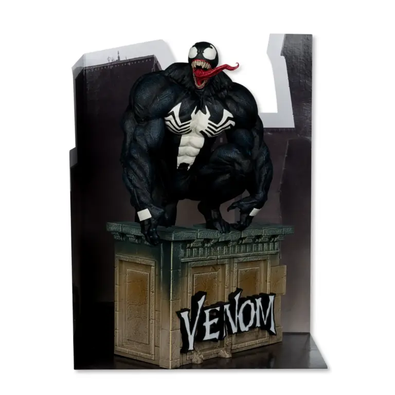 01. McFarlane Marvel Venom Figura, 29cm + Strip (Venom #5)
