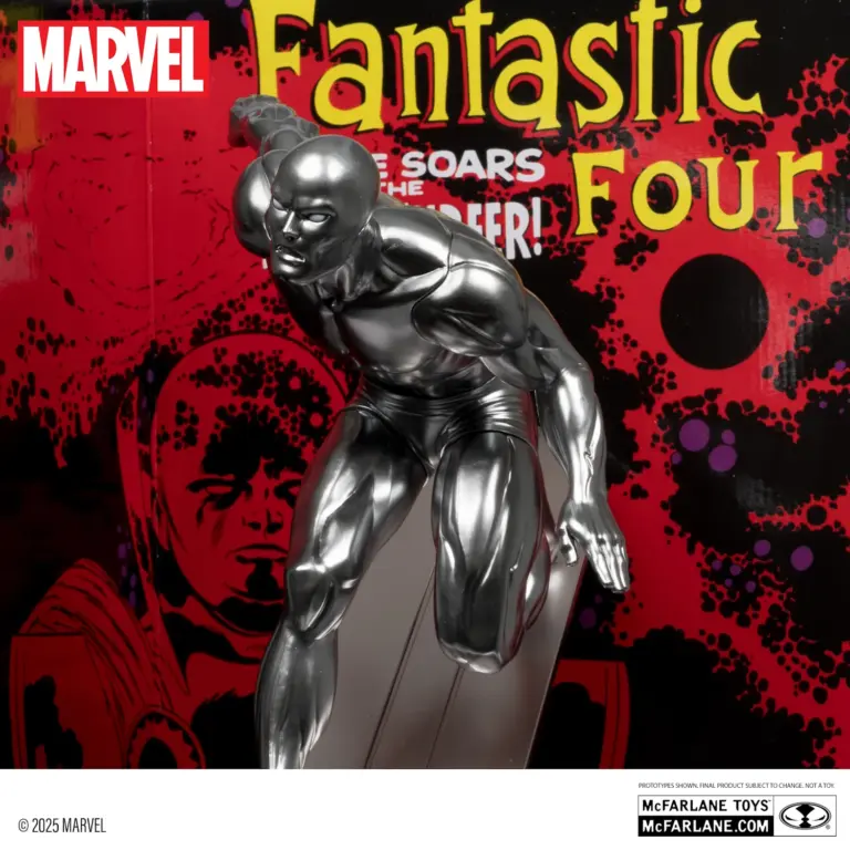 04. McFarlane Marvel Silver Surfer Figura, 25cm + Strip (Fantastic Four #72)
