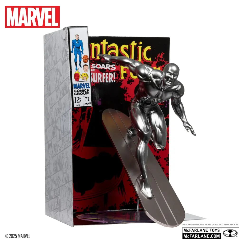 05. McFarlane Marvel Silver Surfer Figura, 25cm + Strip (Fantastic Four #72)