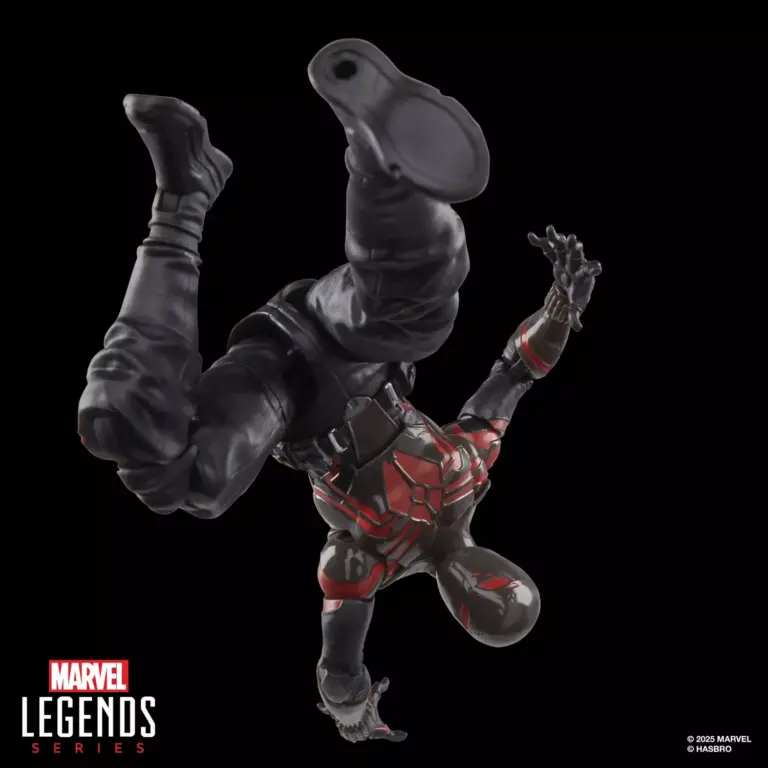 07. Marvel Legends Series Gamerverse Miles Morales (Brooklyn 2099) Figura, 15cm