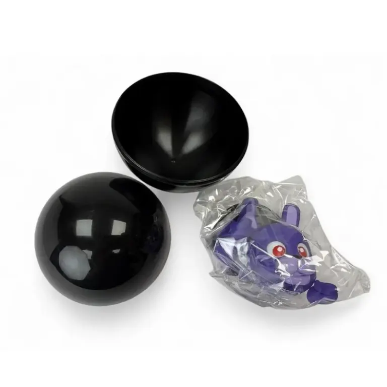 03. Five Nights At Freddy's Constructables Mini Figure (Mystery Ball)