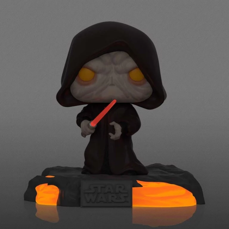 03. Funko Pop! Deluxe Star Wars Darth Sidious (GITD) #519
