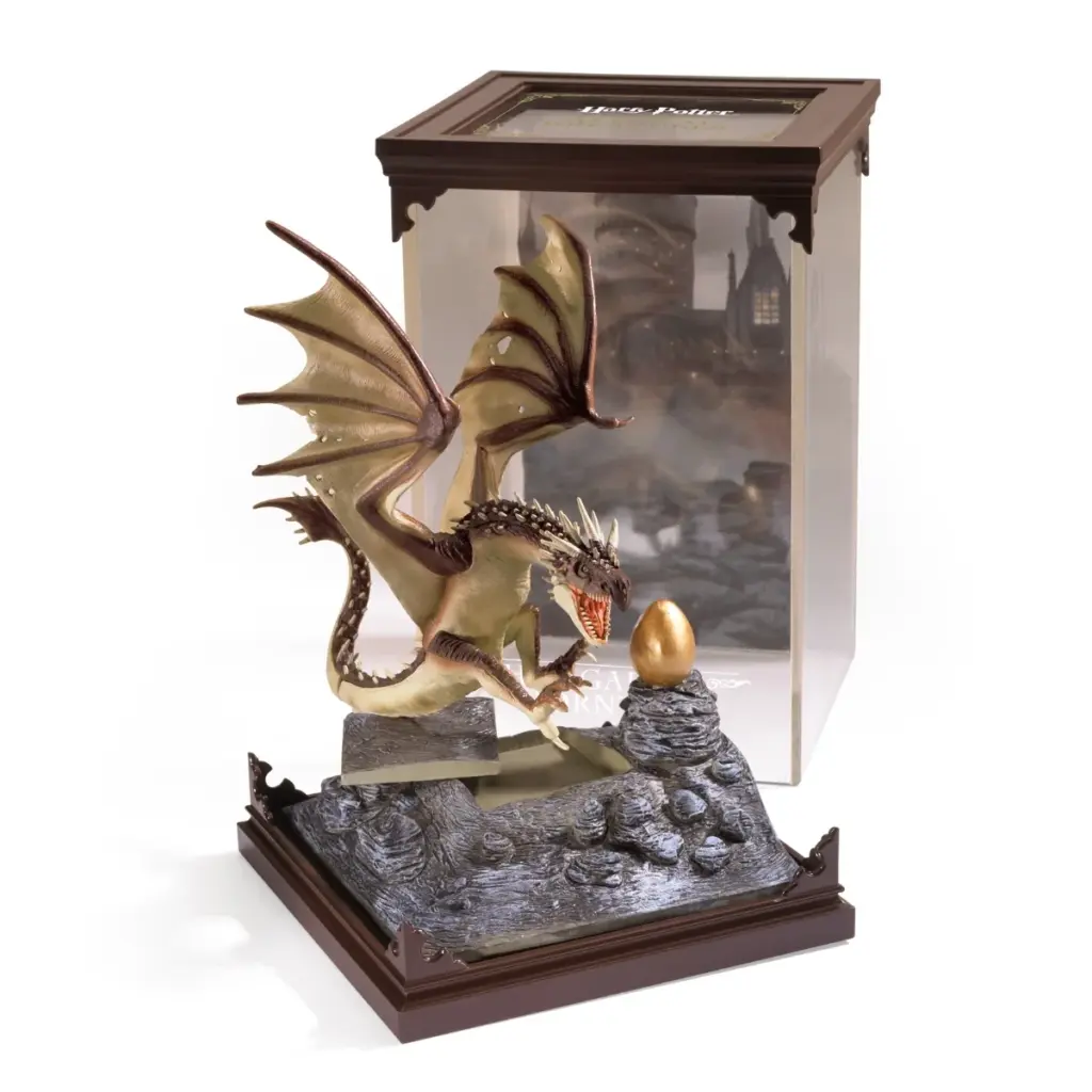03. Harry Potter Magical Creatures Hungarian Horntail Figura, 18.5cm