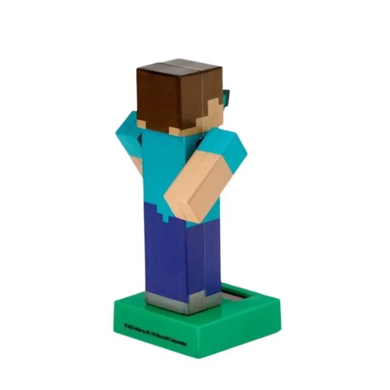 03. Minecraft Steve Solar Pal