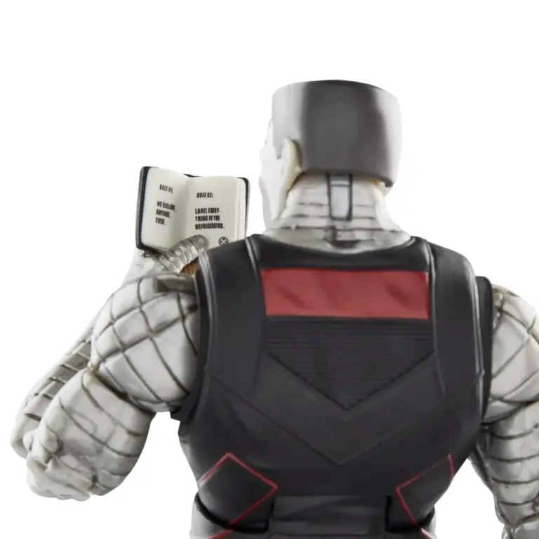 05. Marvel Legends Series Deadpool Colossus Figura, 18cm