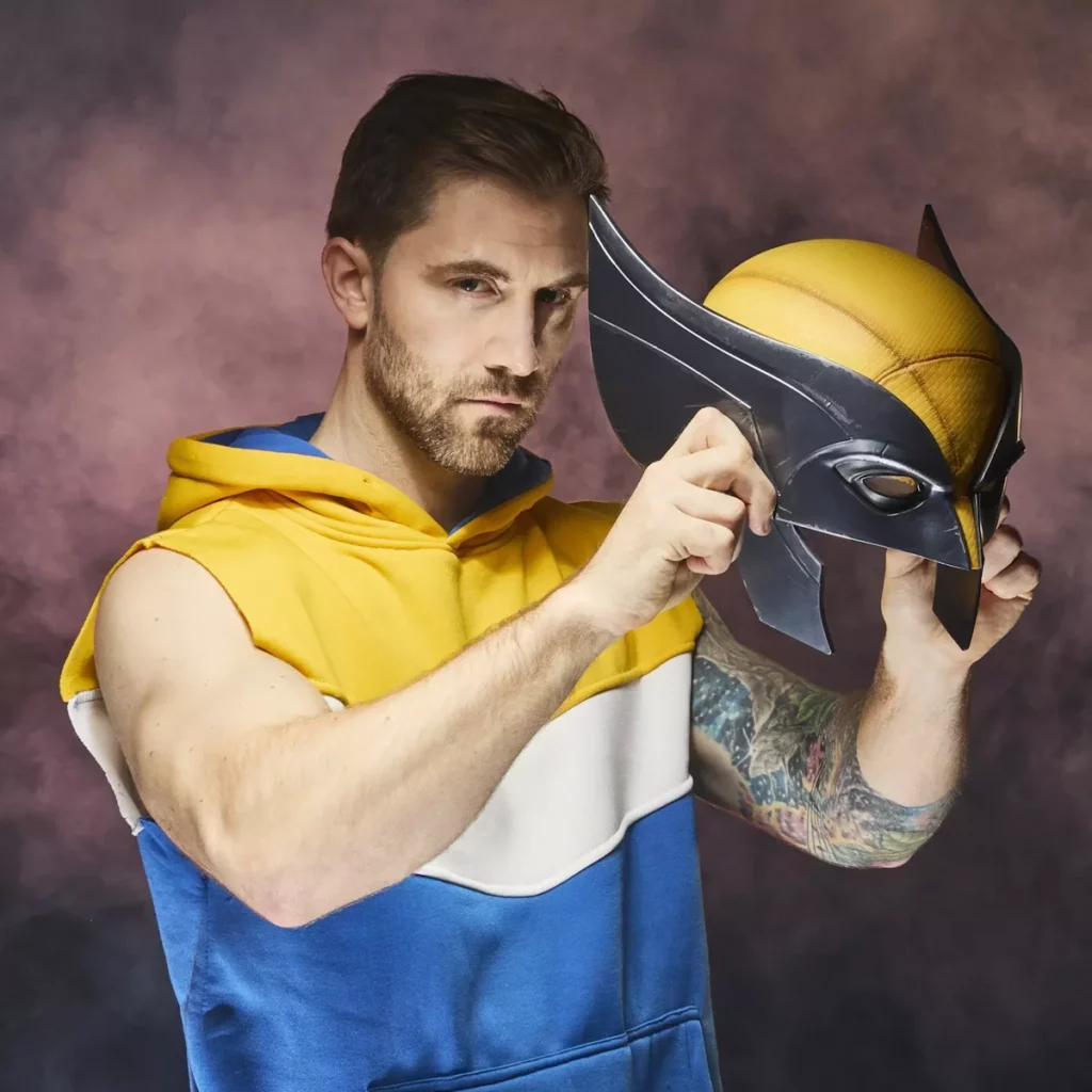 08. Marvel Legends Series Wolverine Premium Roleplay Mask