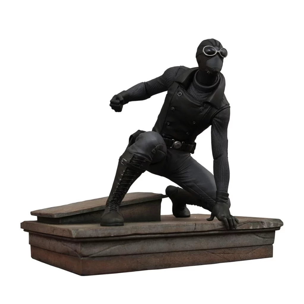 01. Marvel Gallery Spider Noir (PS4 Version) Figura, 18cm