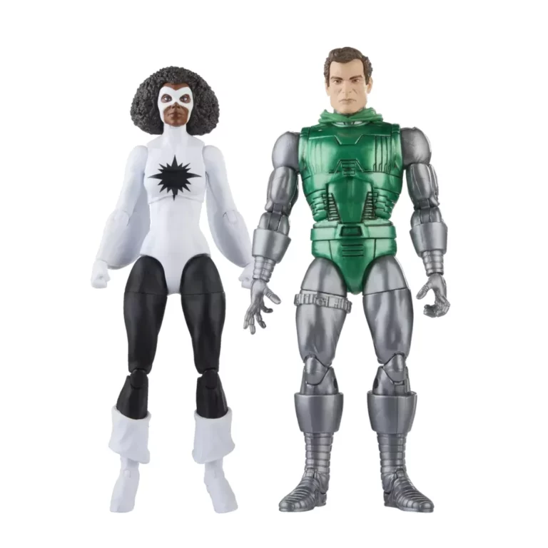 01. Marvel Legends Series Captain Marvel Vs. Doctor Doom Figure, 15cm