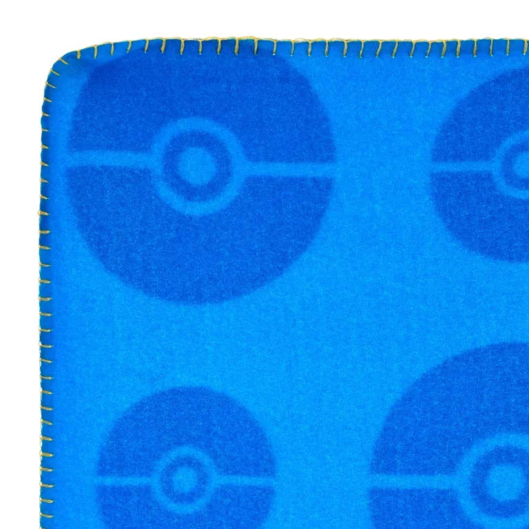 02. Pokémon 'Wave' Deka, 100×150 Cm