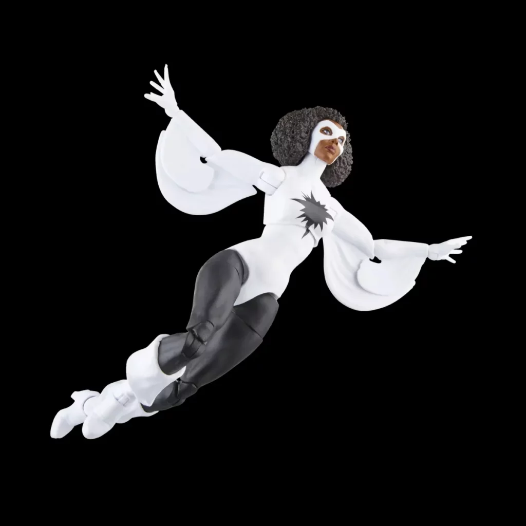 03. Marvel Legends Series Captain Marvel Vs. Doctor Doom Figure, 15cm