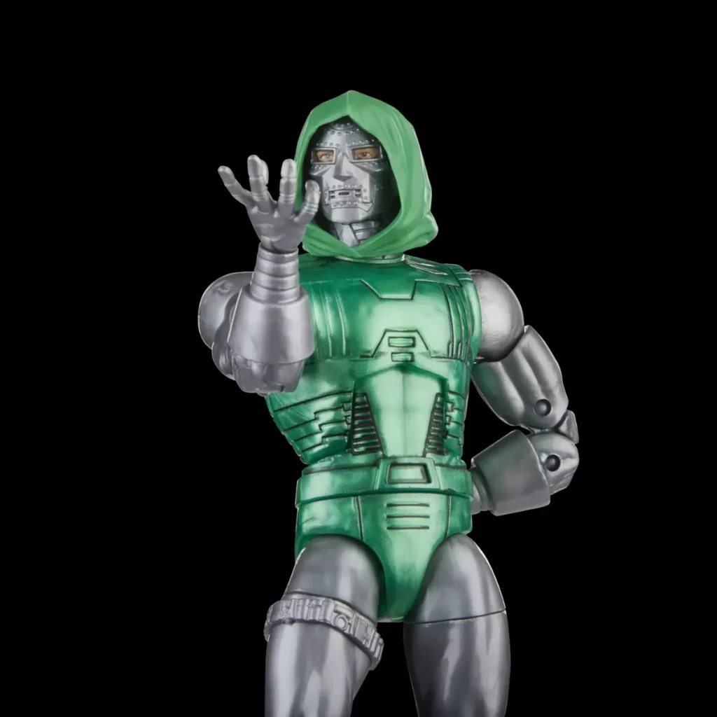 06. Marvel Legends Series Captain Marvel Vs. Doctor Doom Figure, 15cm