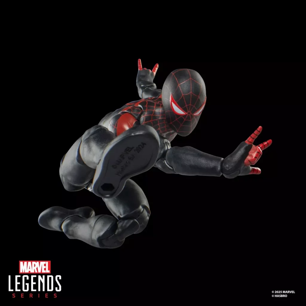 04. Marvel Legends Series Spider Man Ultimate Miles Morales Figura, 15cm