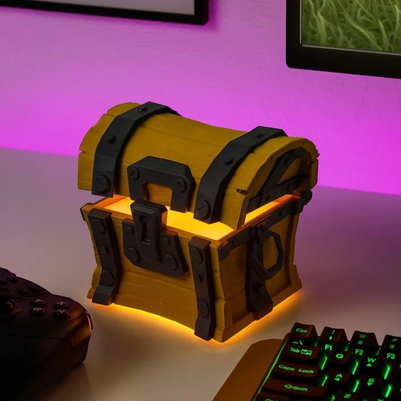 04. Paladone Fortnite Chest Light