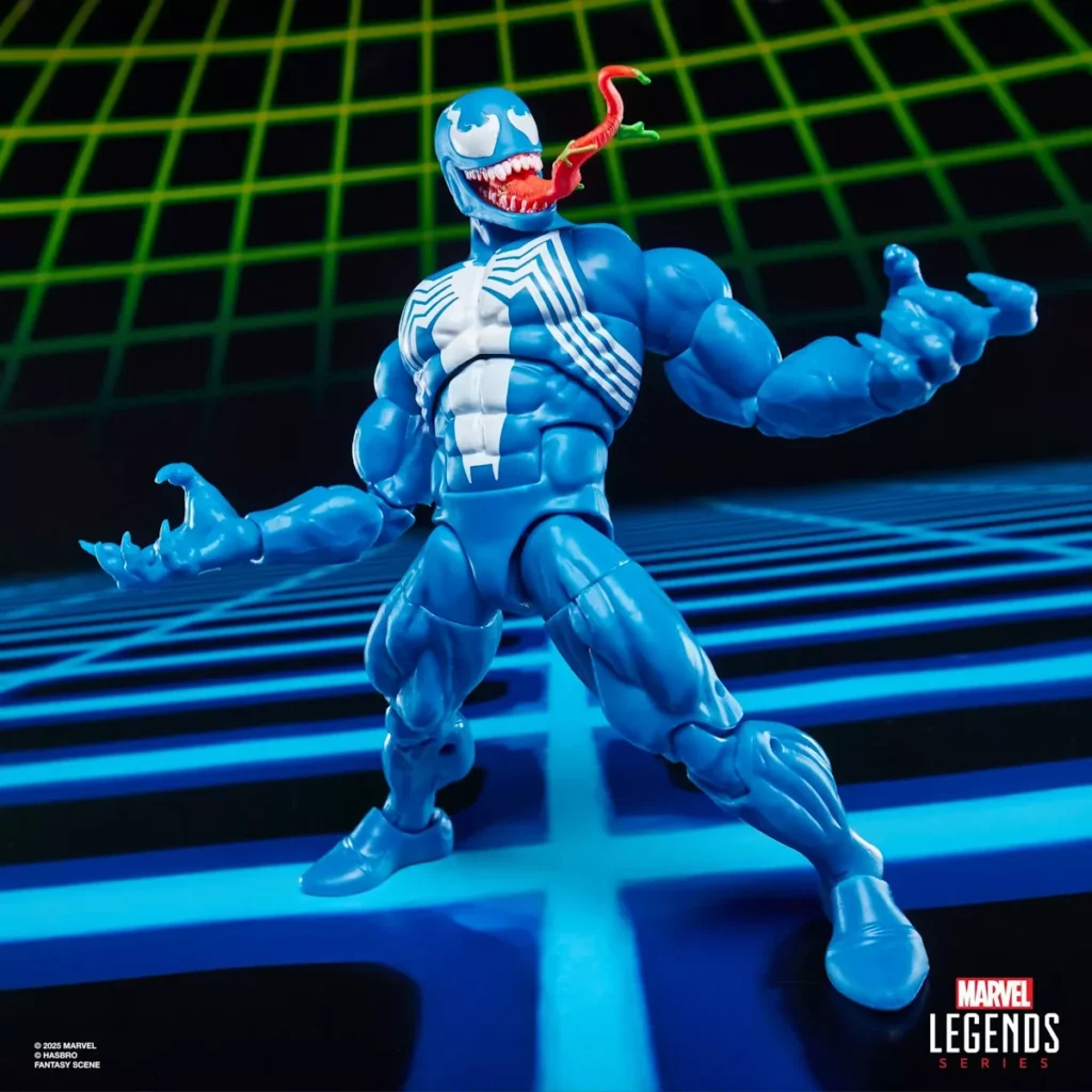 06. Marvel Legends Series Captain America Vs. Venom Figure, 15cm
