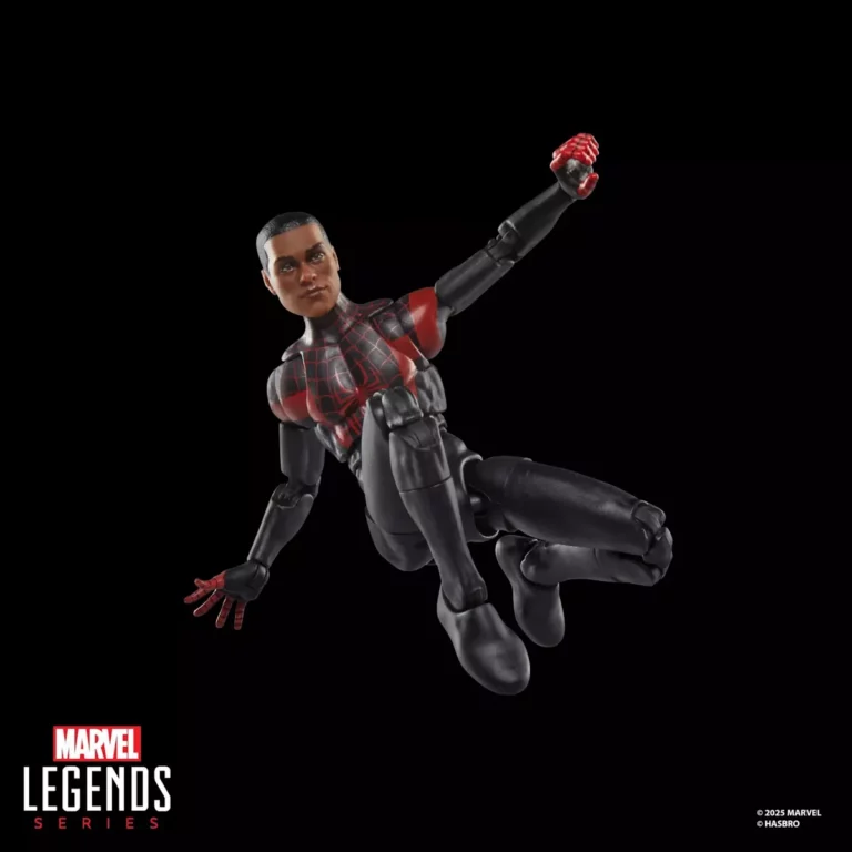 07. Marvel Legends Series Spider Man Ultimate Miles Morales Figura, 15cm