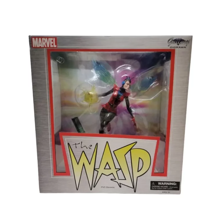 11. Diamond Select Marvel Gallery Wasp (Comic) Figura, 33cm