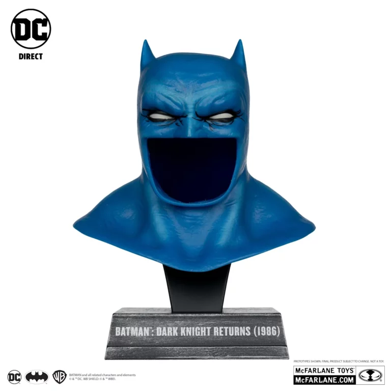 02. McFarlane DC Direct Batman (Dark Knight Returns) Cowl Replica