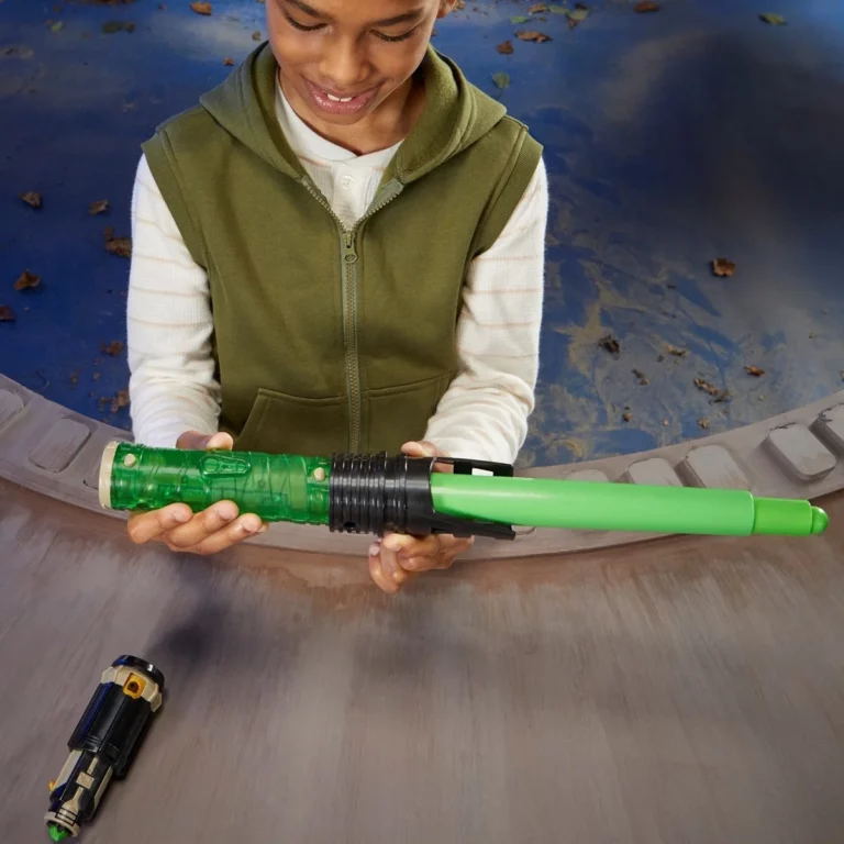 06. Star Wars Kyber Core Luke Skywalker Lightsaber Forge