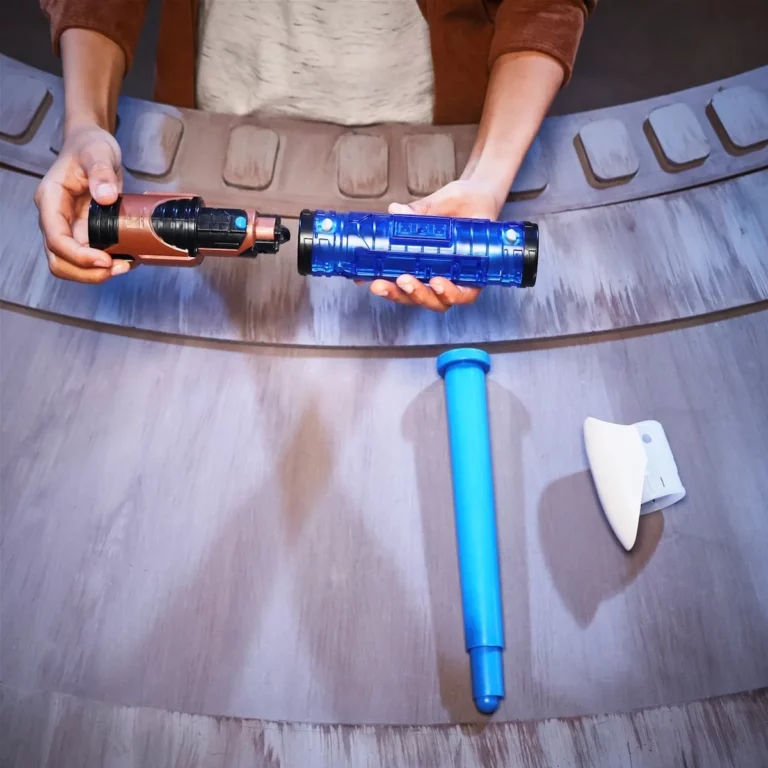 06. Star Wars Kyber Core Obi Wan Kenobi Lightsaber