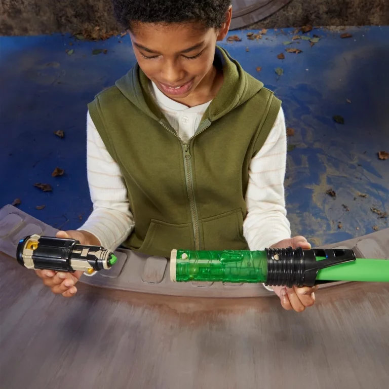 07. Star Wars Kyber Core Luke Skywalker Lightsaber Forge