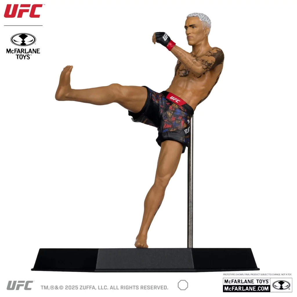 02. McFarlane’s SportsPicks UFC Charles Oliveira Figura, 17cm