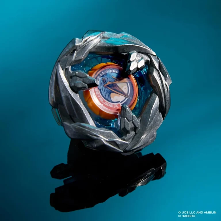 03. Beyblade X Jurassic World Spinosaurus Vs. Quetzalcoatlus Multipack Set