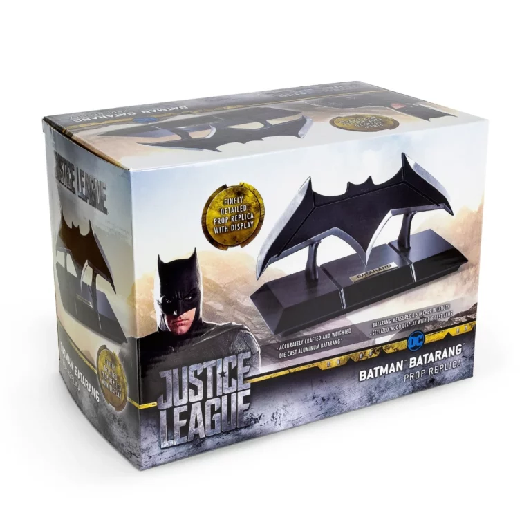 04. Batman Batarang Prop Replica (Justice League)