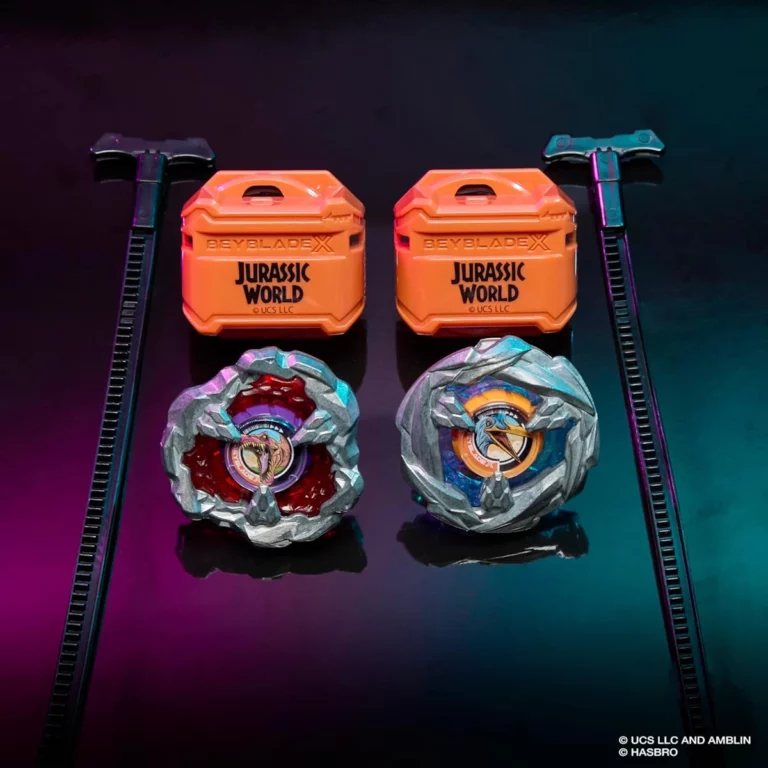 04. Beyblade X Jurassic World Spinosaurus Vs. Quetzalcoatlus Multipack Set