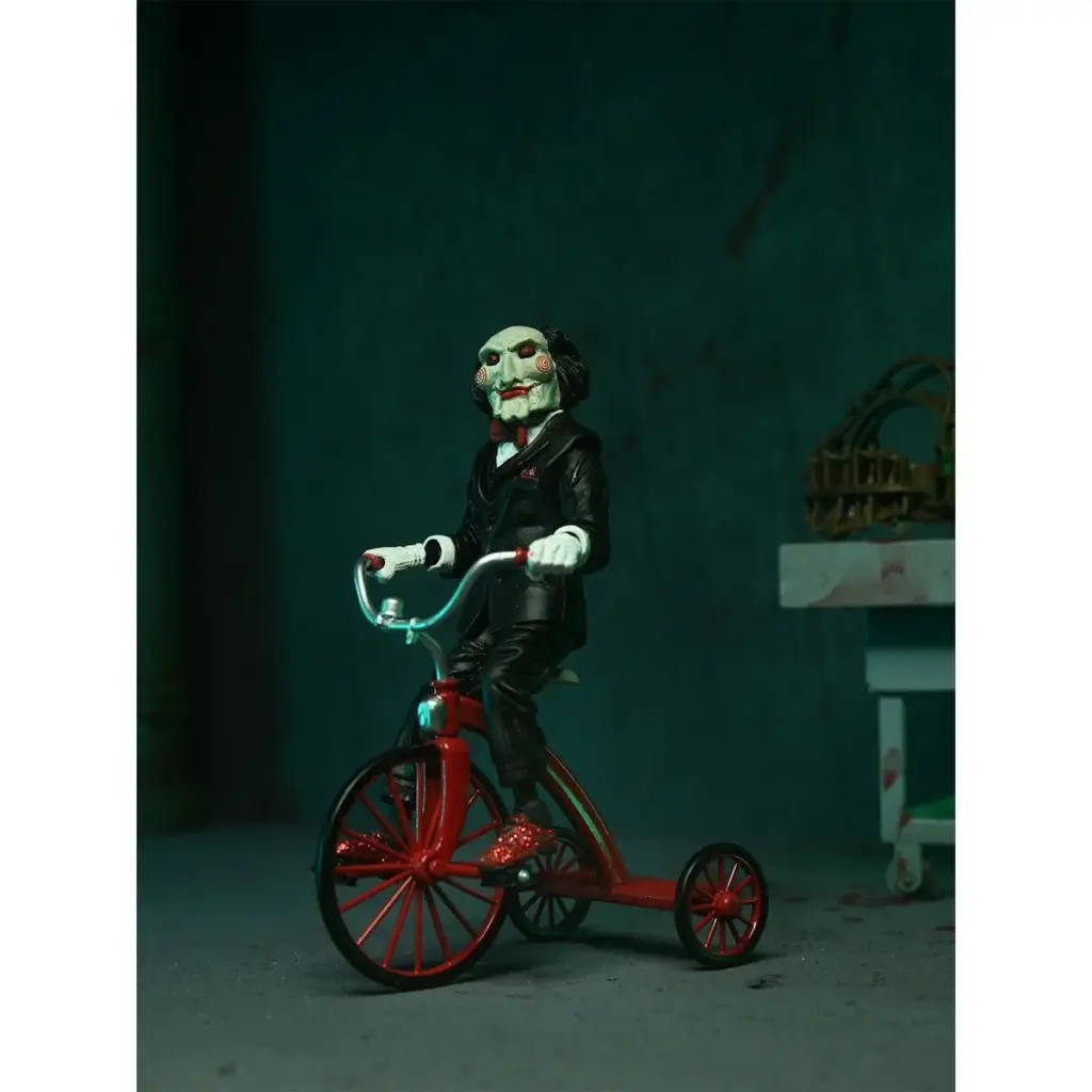 03. NECA Saw Ultimate Jigsaw Killer (Red Robe) Figura, 18cm