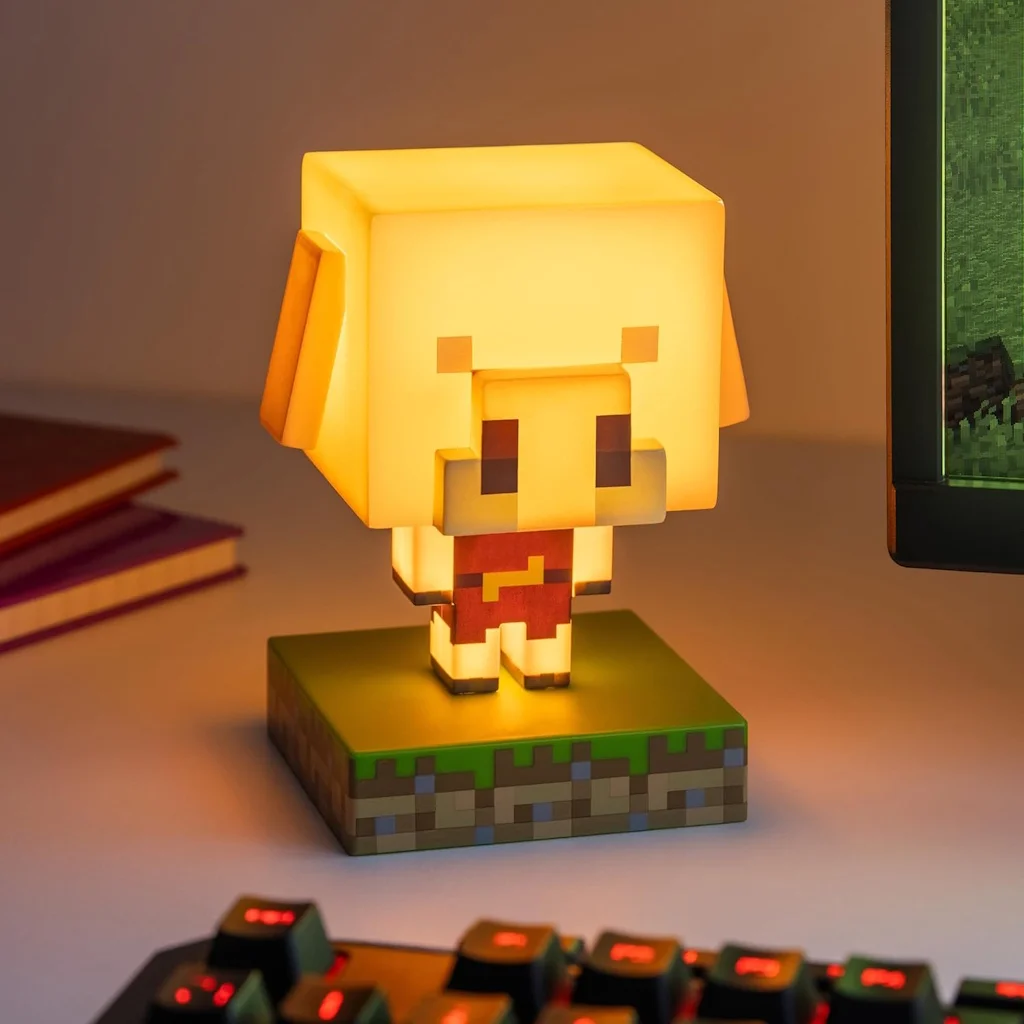 03. Paladone Minecraft Piglin Icon Light