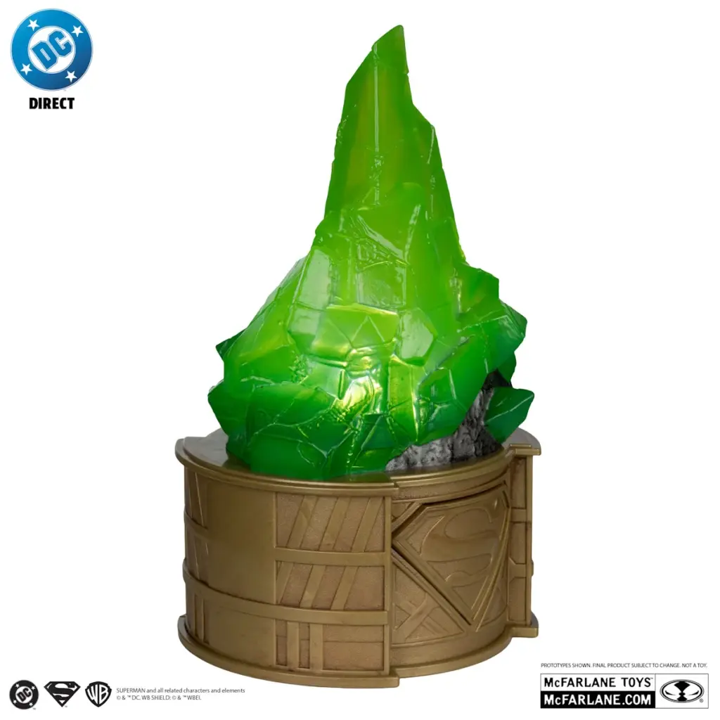 06. Superman Glowing Kryptonite Display Replica