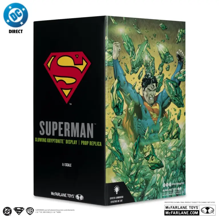 09. Superman Glowing Kryptonite Display Replica