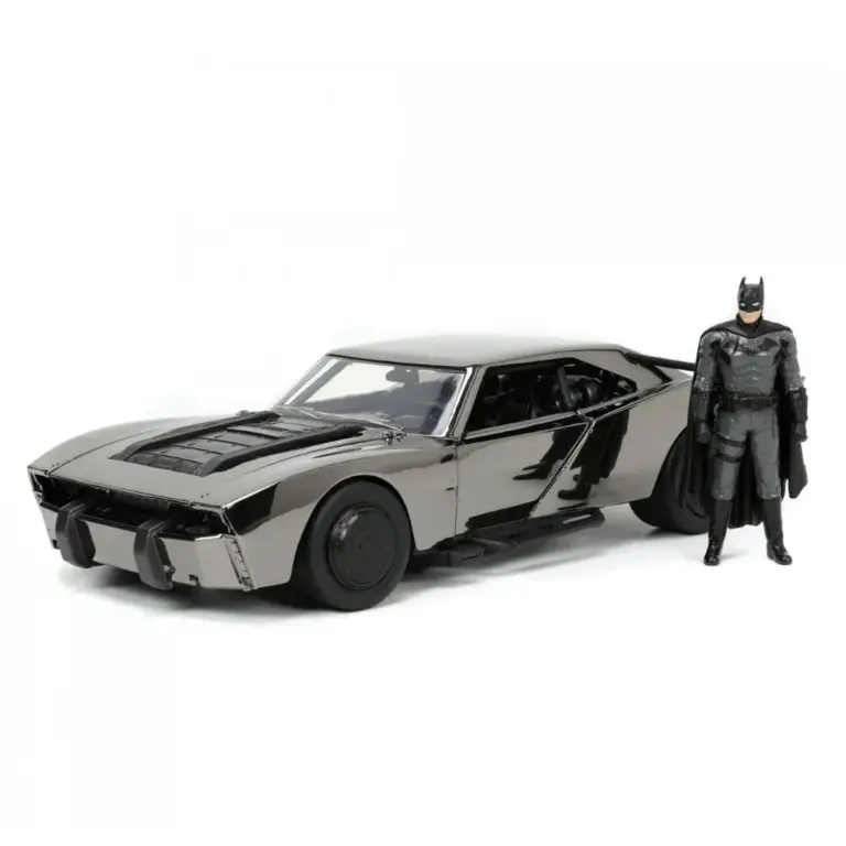 01. Batman 2022 Batmobile 1 24 Die Cast Comic Con Replica