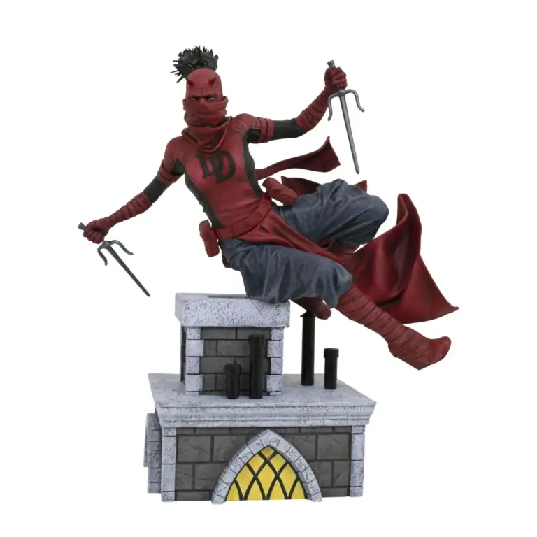 01. Diamond Select Marvel Gallery Elektra As Daredevil Figura, 25cm
