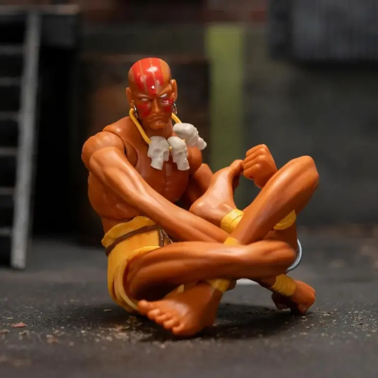 03. Ultra Street Fighter II Dhalsim Figura, 15cm