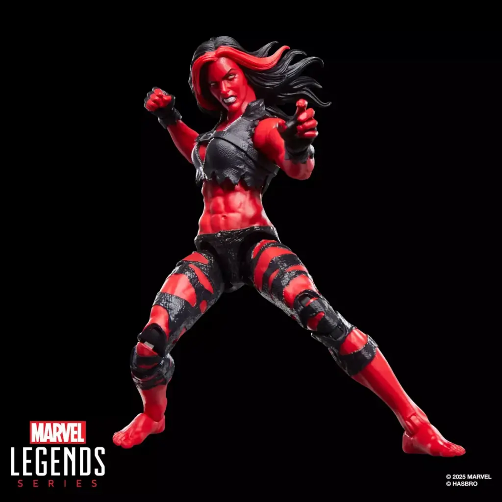 06. Marvel Legends Series Hulk Red She Hulk Figura, 15cm