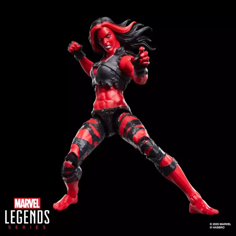 06. Marvel Legends Series Hulk Red She Hulk Figura, 15cm